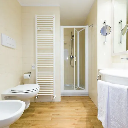 Caravel Bike Hotel Torbole Sul Garda