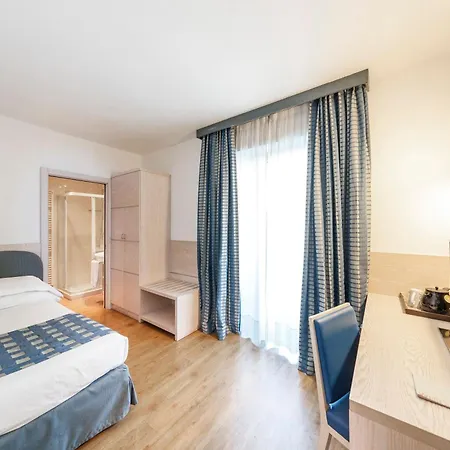 Otel Caravel Bike