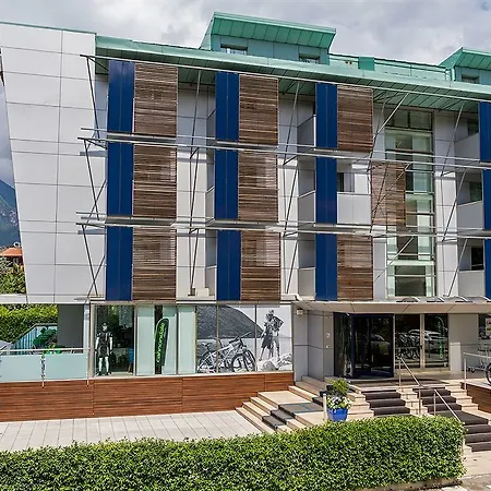 Hotel Caravel Bike 4*